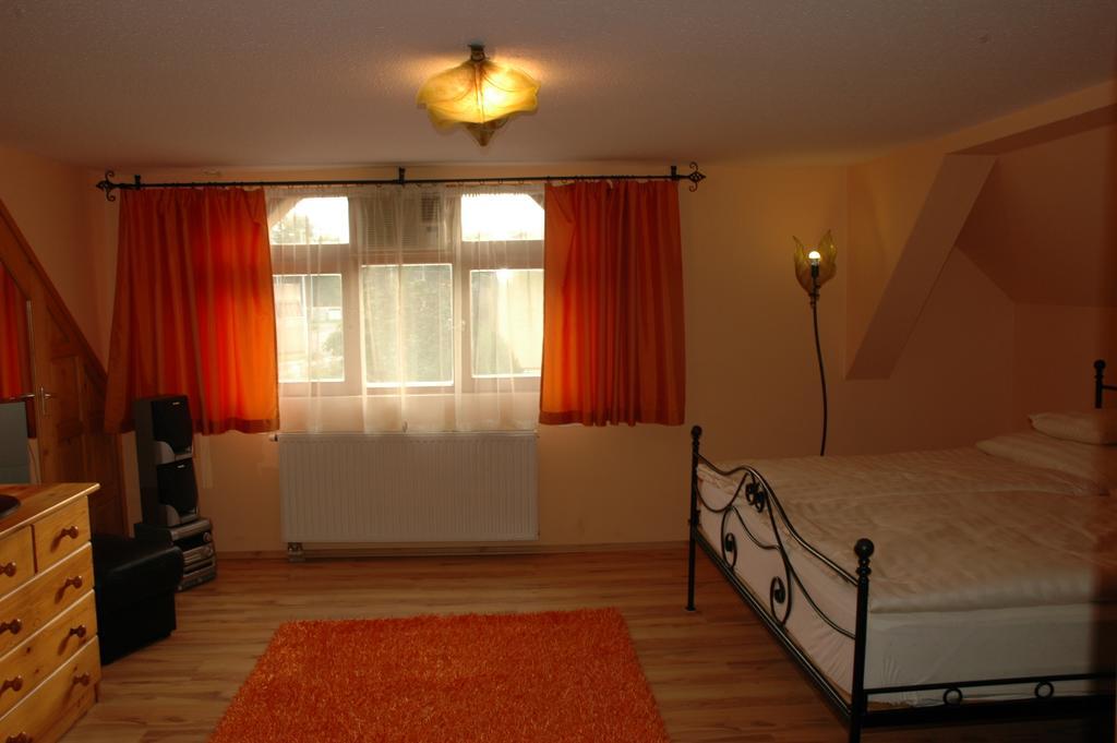 Álom Kuckó Apartman Zalaegerszeg Quarto foto
